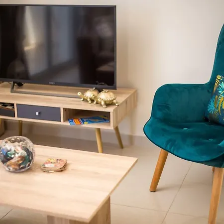 Danai Place شقة *